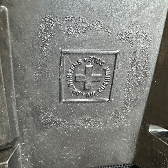 Dr. Martens Black Combs Boots size 41 (9) - Picture 9 of 13